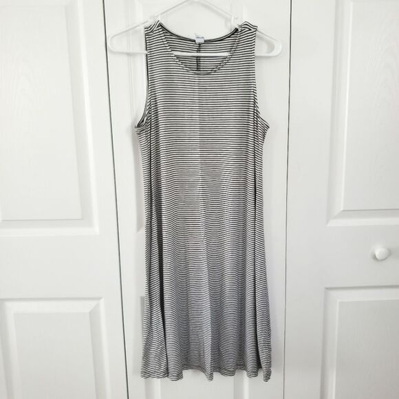 Old Navy Dresses & Skirts - Old Navy Sleeveless Striped Dress Women's Size Medium